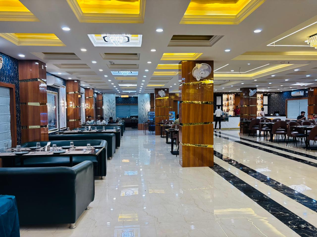 Restaurant Dining Hall